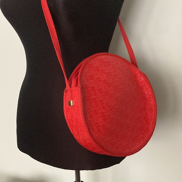 Vintage Italian Woven Round Red Shoulder Bag Crossbody Purse / Novelli Florence - Picture 3 of 11